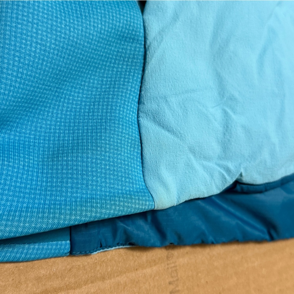 Arc'teryx Women's Light Blue Atom LT Vest Medium Layers - Picture 11 of 11